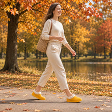 Lade das Bild in den Galerie-Viewer, FeelFree Slipper - ergonomische & rutschfeste Winterslipper