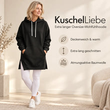Lade das Bild in den Galerie-Viewer, KuschelLiebe – extra langer Oversize-Wohlfühlhoodie | deckenweich, warm & vorteilhaft geschnitten