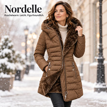 Lade das Bild in den Galerie-Viewer, Nordelle – der kuschelwarme Damen-Mantel
